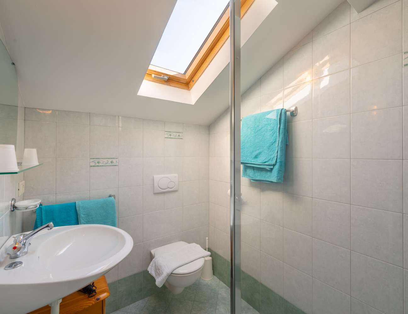 20250430091807-_8008974-HDR